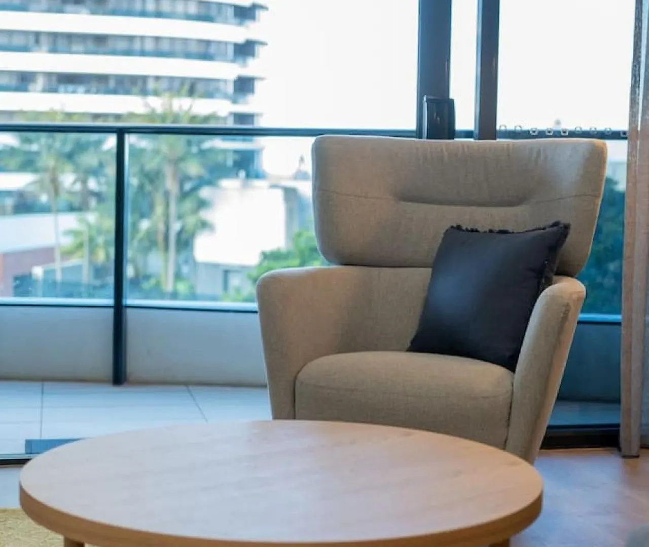 Oracle 2 - Central 2B In Broadbeach With Views Gold Coast
