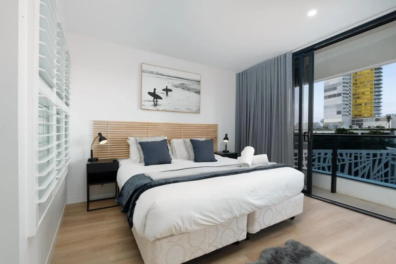 Oracle 2 - Central 2B In Broadbeach With Views Gold Coast Australia
