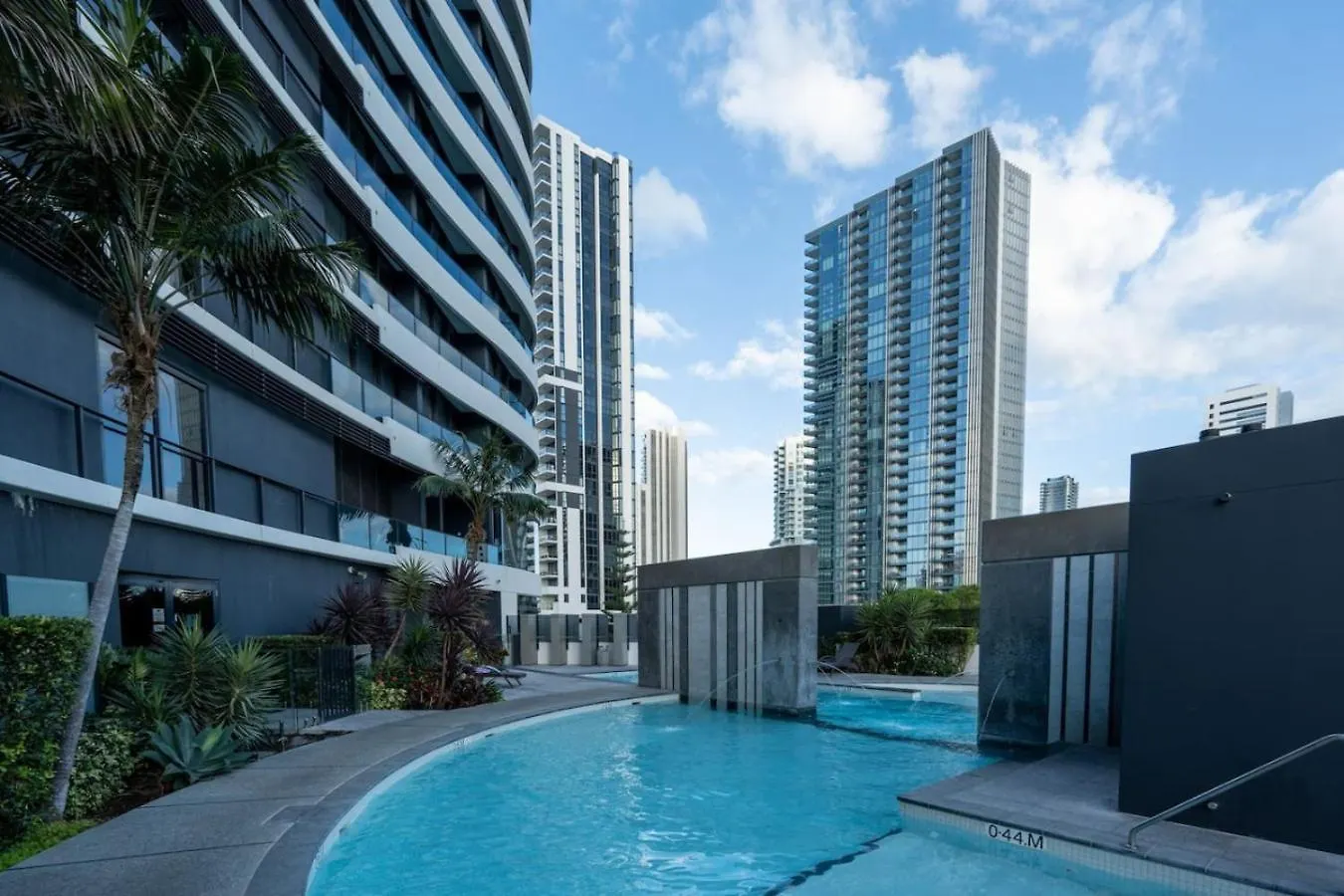Oracle 2 - Central 2B In Broadbeach With Views Gold Coast 0*,  Australia